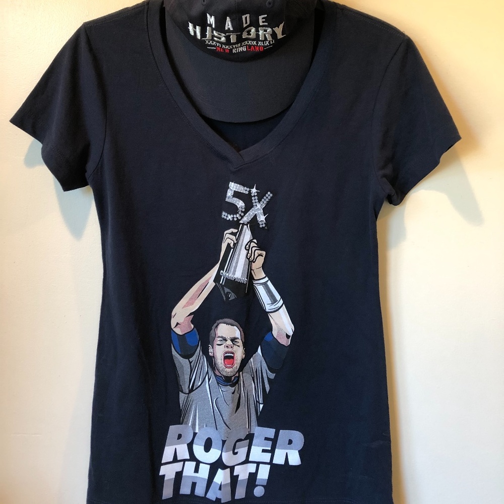 TOM BRADY NFL Super Bowl T-shirt & Hat Womens 4th & Goal Apparel Size Small